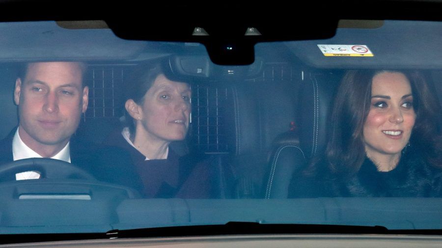 Prinz William mit seiner Gattin Herzogin Kate (r.) und Kindermädchen Maria Borrallo. (dr/spot)