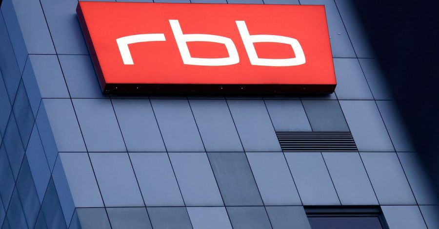 Der Rundfunk Berlin-Brandenburg ist tief in der Krise - andere ARD-Anstalten distanzieren sich.