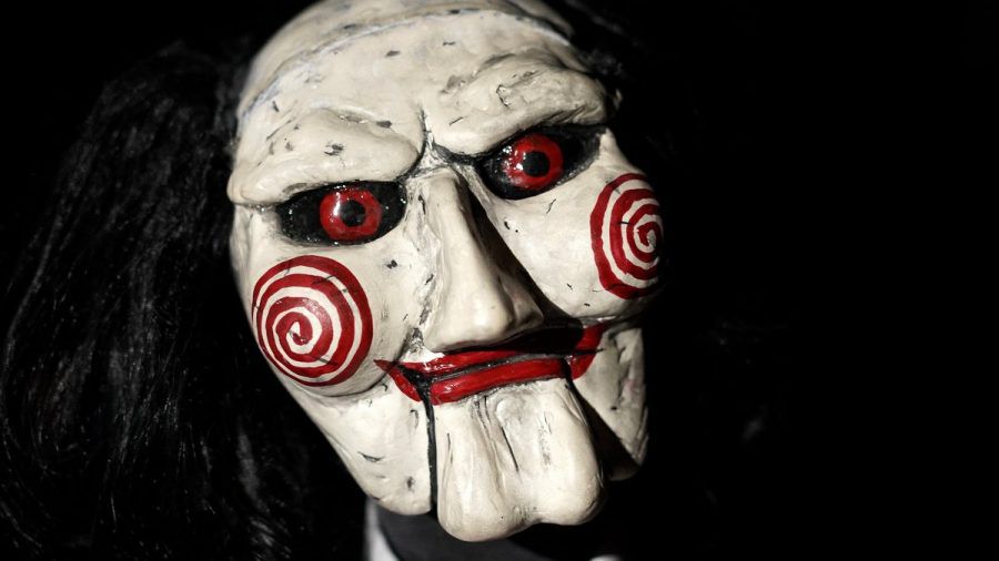 Eine Puppe aus dem Film "Saw". (lau/spot)