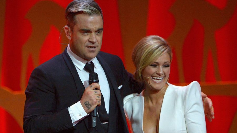 Sie kennen sich schon lange: Robbie Williams und Helene Fischer bei der Bambi-Verleihung im Jahr 2013. (ili/spot)