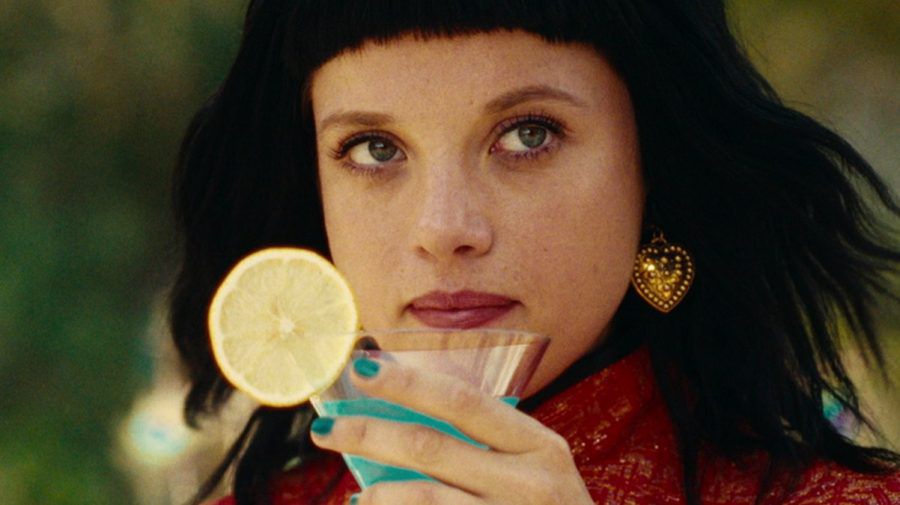 Jella Haase als Kleo Straub in "Kleo". (lau/spot)