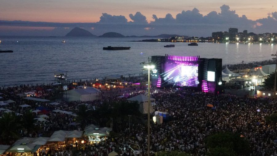 Offenbar der beliebteste Ort für riesige Konzerte: der Cobacabana-Strand in Rio. (mia/spot)