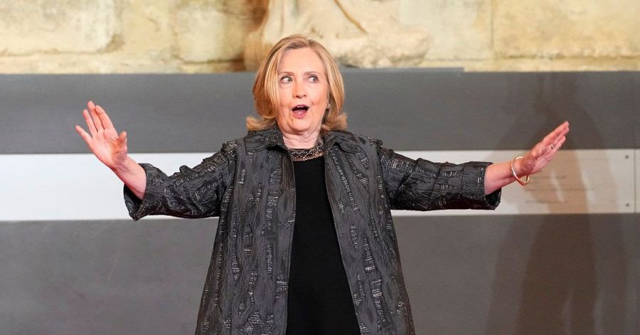 Bei einem Wissenstest mit Jura-Fragen hat Hillary Clinton (Bild) gegen Kim Kardashian verloren.