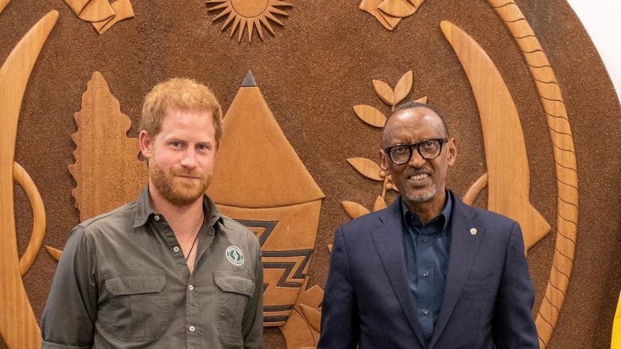 Prinz Harry mit dem ruandischen Präsidenten Paul Kagame (r.) (dr/spot)