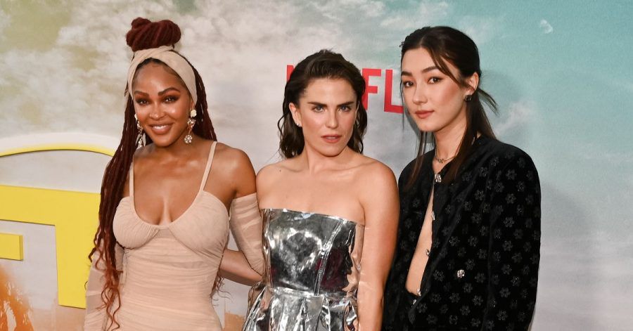 Meagan Good (l-r), Karla Souza, und Natasha Liu Bordizzo kommen zur Weltpremiere von ''Day Shift'' vom Streamingdienst Netflix .