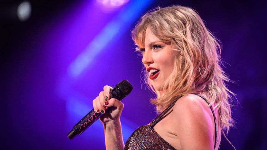 Taylor Swift lässt die Kritik an ihrem Flugverhalten nicht auf sich sitzen. (ntr/spot)