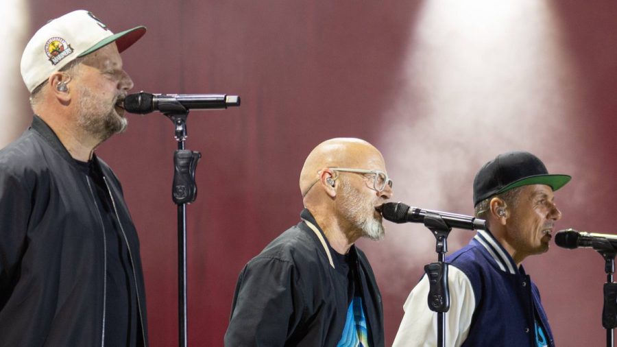 Die Fantastischen Vier (v.l.): Smudo, Thomas D und Michi Beck. (amw/spot)