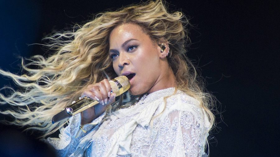 Beyonce live