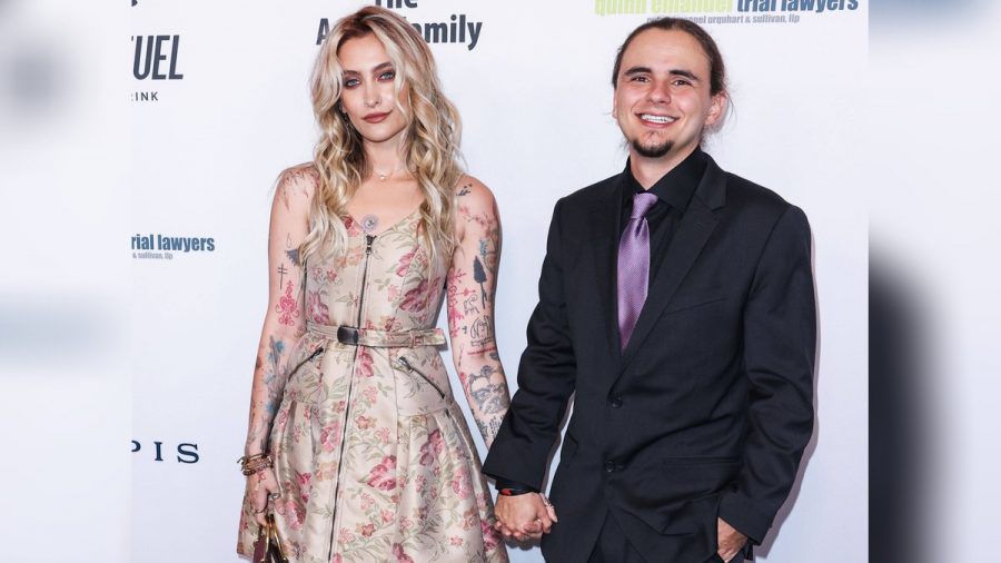 Paris und Prince Jackson haben ihren starken Zusammenhalt auf einer Veranstaltung gezeigt. (jes/spot)