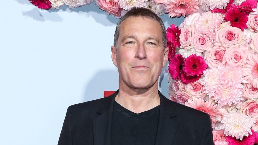 John Corbett wird wieder den sympathischen Möbeldesigner Aidan Shaw mimen. (eee/spot)
