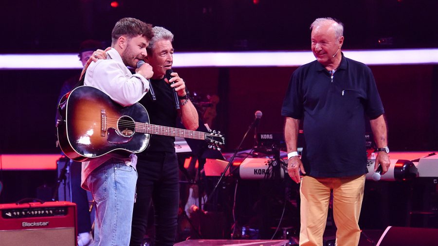 Julian Pförtner mit Opa bei the Voice