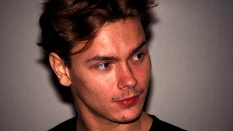 River Phoenix ungestylt in Großaufnahme