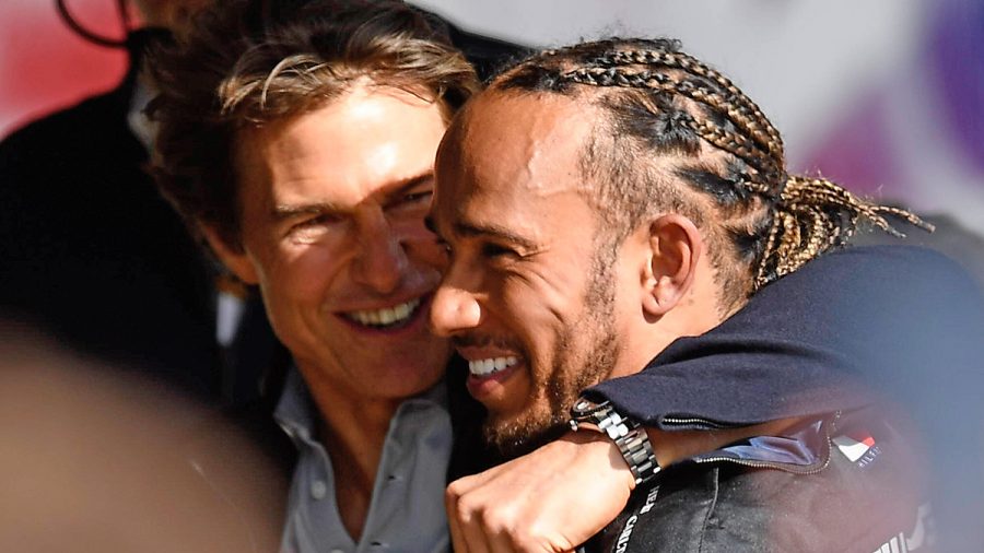 Tom Cruise und Lewis Hamilton in Silverstone