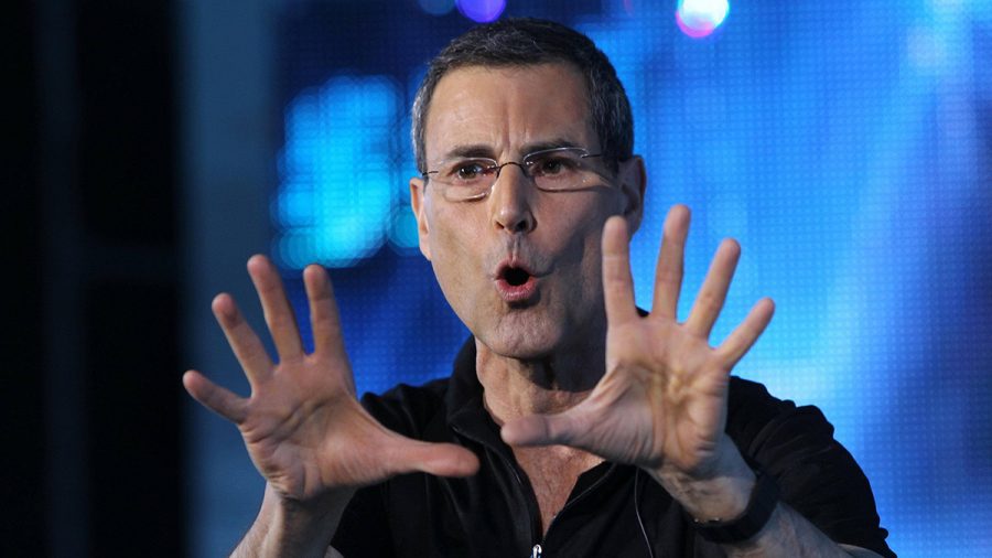 Mentalist Uri Geller