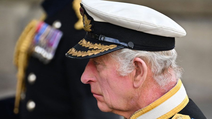 König Charles III. nimmt Abschied von seiner Mutter, Queen Elizabeth II. (hub/spot)