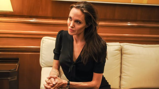 Angelina Jolie unterstützt die Proteste im Iran (mia/spot)