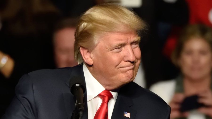 Donald Trump (Foto) lästert über Joe Biden. (hub/spot)