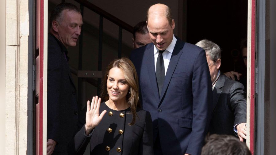 Herzogin Kate und Prinz William bei ihrem Besuch in Windsor. (eee/spot)
