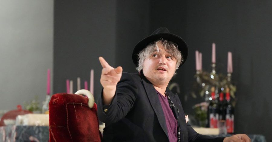 Peter Doherty in seiner Ausstellung «Contain yourself (seriously)».