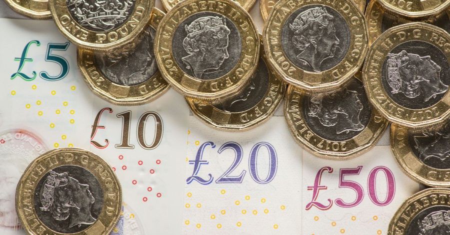Britische Münzen und Banknoten tragen aktuell das Konterfei der Queen.