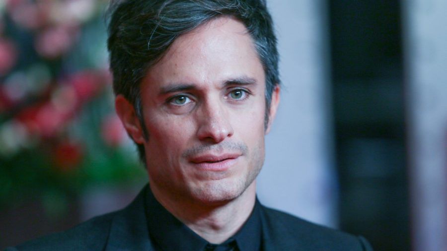 Im Halloween-Special "Werewolf by Night" mutiert Gael García Bernal zum behaarten Werwolf. (lau/spot)