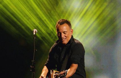 Bruce Springsteen singt während der Abschlussveranstaltung der Invictus Games (2017).