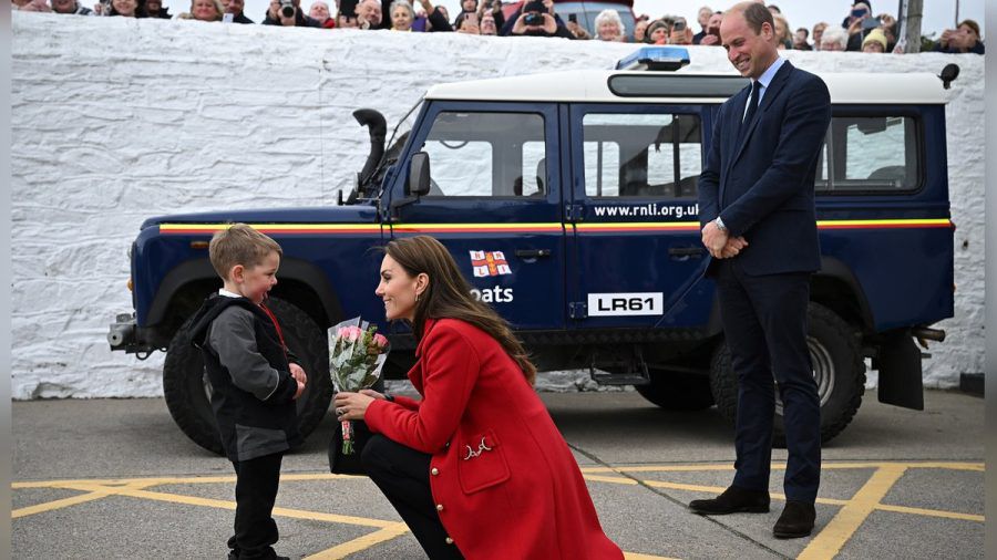 Der vierjährige Theo begeisterte Prinzessin Kate und Prinz William in Wales. (jom/spot)