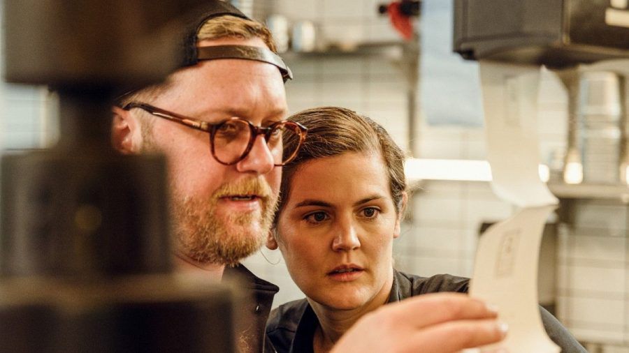 Max Strohe und Viktoria Fuchs müssen in einer VOX-Show gegeneinander antreten. (jom/spot)