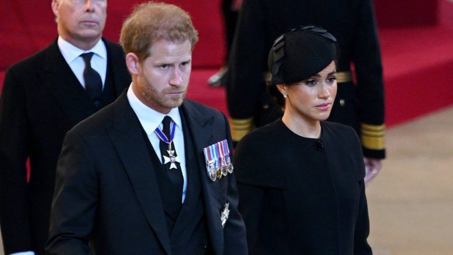 Prinz Harry und Herzogin Meghan trauern um Queen Elizabeth II. (tae/spot)