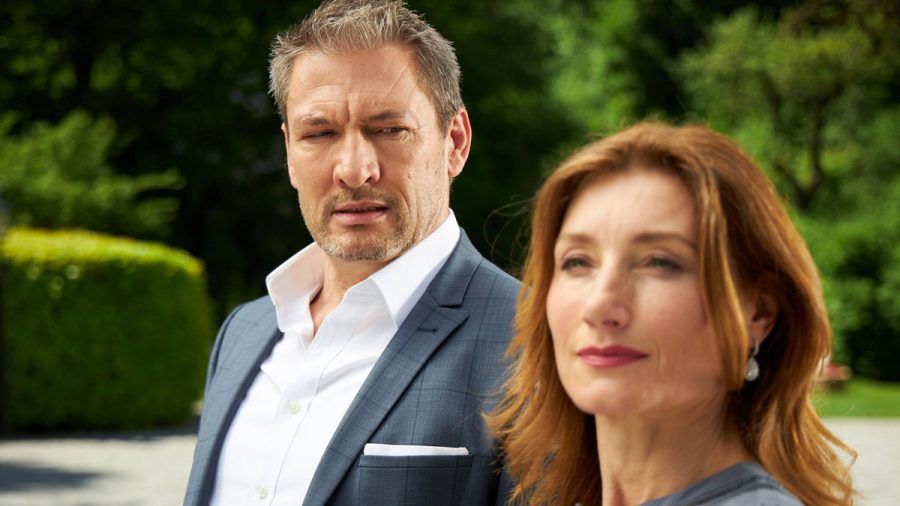 "Sturm der Liebe": Christoph ist von Alexandras plötzlichem Geständnis überrascht. (cg/spot)