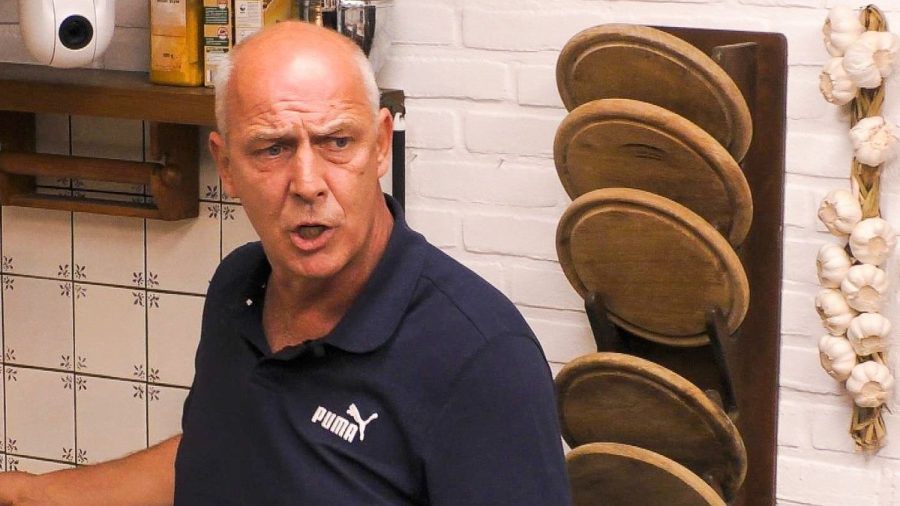 "Sommerhaus der Stars": Mario Basler platzte fast die Halsschlagader. (smi/spot)