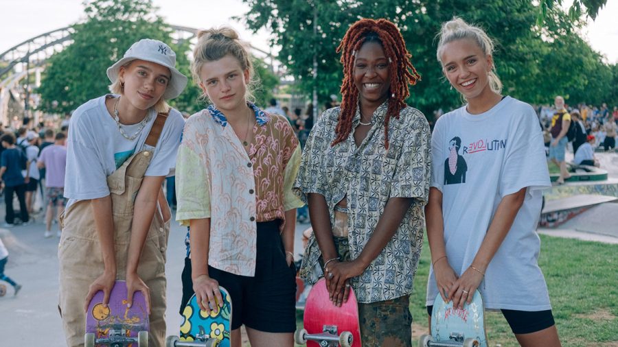 Lisa und Lena in Skatergirlz
