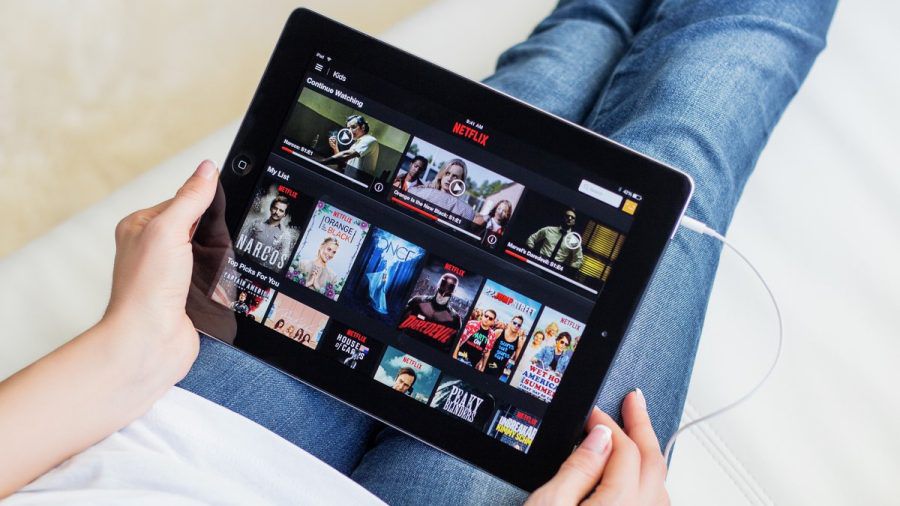Netflix startet im November ein neues, günstigeres Werbe-Abo. (dr/spot)