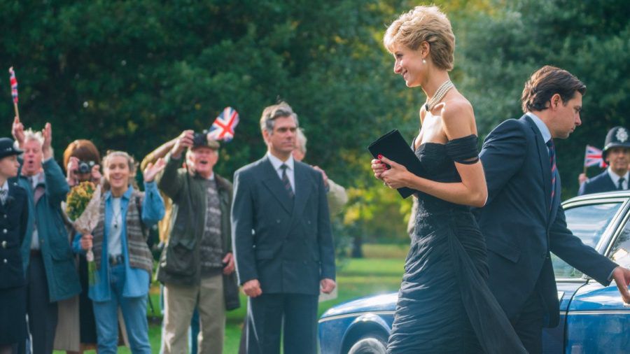 Elizabeth Debicki im legendären Dress in der fünften Staffel "The Crown". (jom/spot)