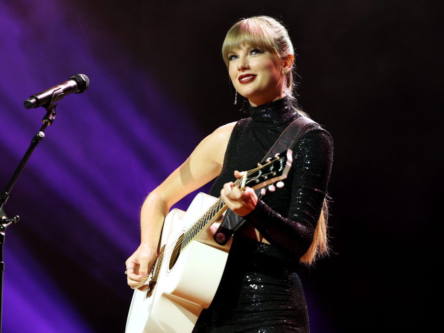 Taylor Swift - NSAI 2022 - Nashville - September 20th 2022 - Getty BangShowbiz