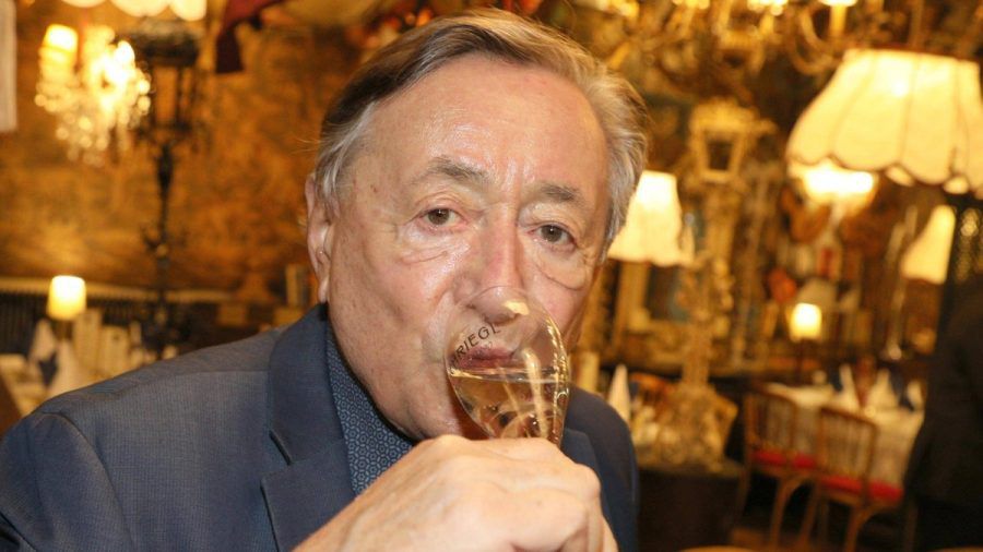 Prost! Richard Lugner feiert 90. Geburtstag. (ln/spot)