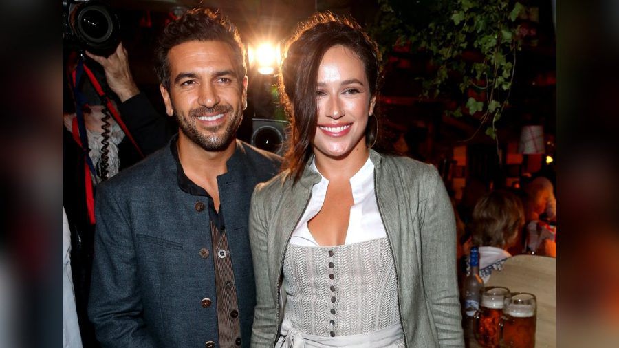 Elyas M'Barek mit seiner Ehefrau Jessica beim Münchner Oktoberfest. (dr/spot)
