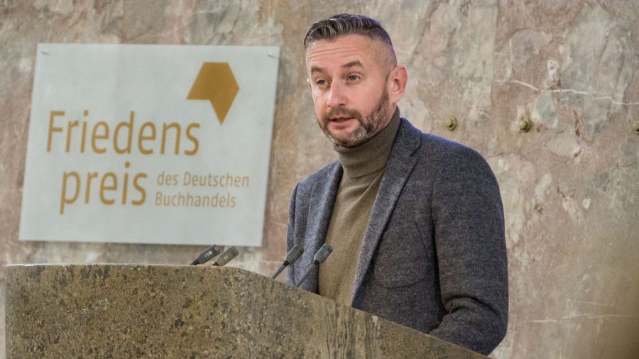 Serhij Schadan bei der Friedenspreis-Verleihung in Frankfurt am Main. (dr/spot)