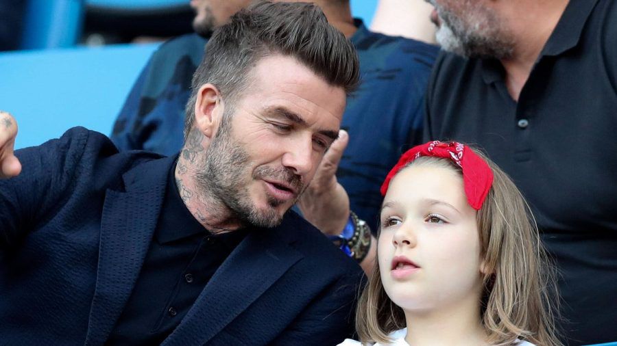 David Beckham erfreut sich an der neu gewonnenen Fußballbegeisterung seiner elfjährigen Tochter Harper. (jer/spot)