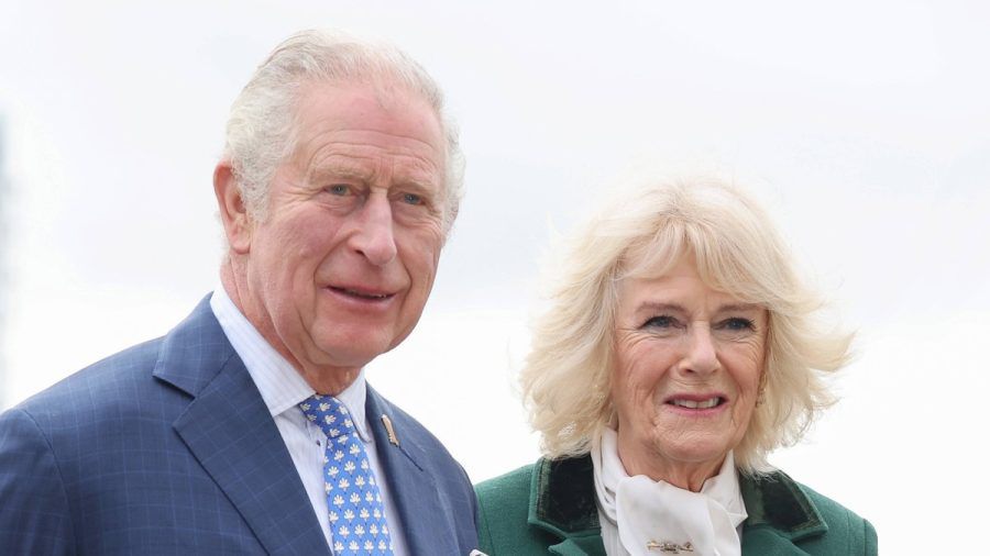 König Charles III. und Königsgemahlin Camilla verschicken nun offizielle Geburtstagsgrüße aus dem Palast. (jes/spot)