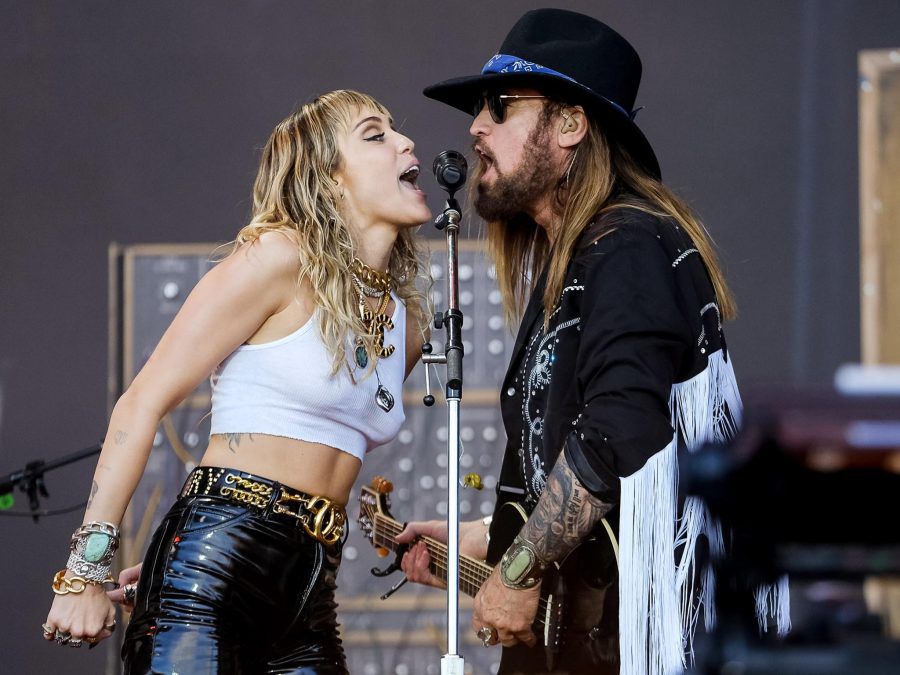 Miley and Billy Ray Cyrus - Glastonbury 2019 - Photoshot BangShowbiz