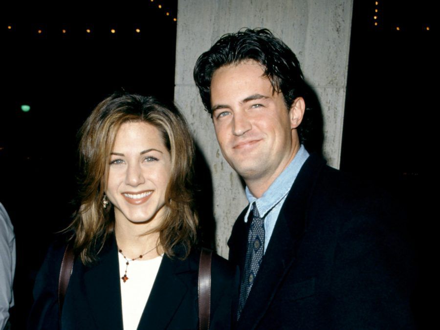 Matthew Perry and Jennifer Aniston - January 1995 - Cineplex Odeon Century Plaza Cinemas -CA - Getty BangShowbiz