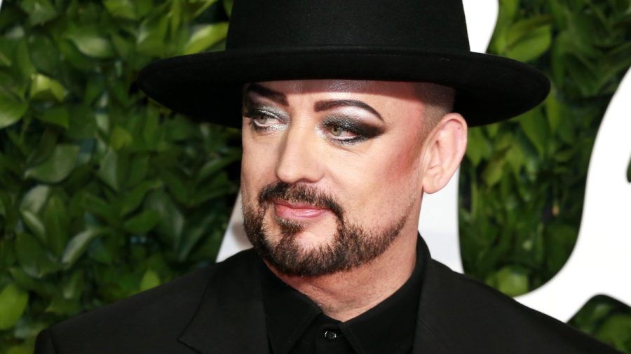 Boy George nimmt ab dem 6. November am britischen Dschungelcamp teil. (lau/spot)