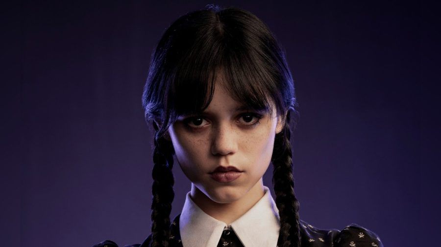 Jenna Ortega spielt die Hauptrolle in "Wednesday". (ntr/spot)