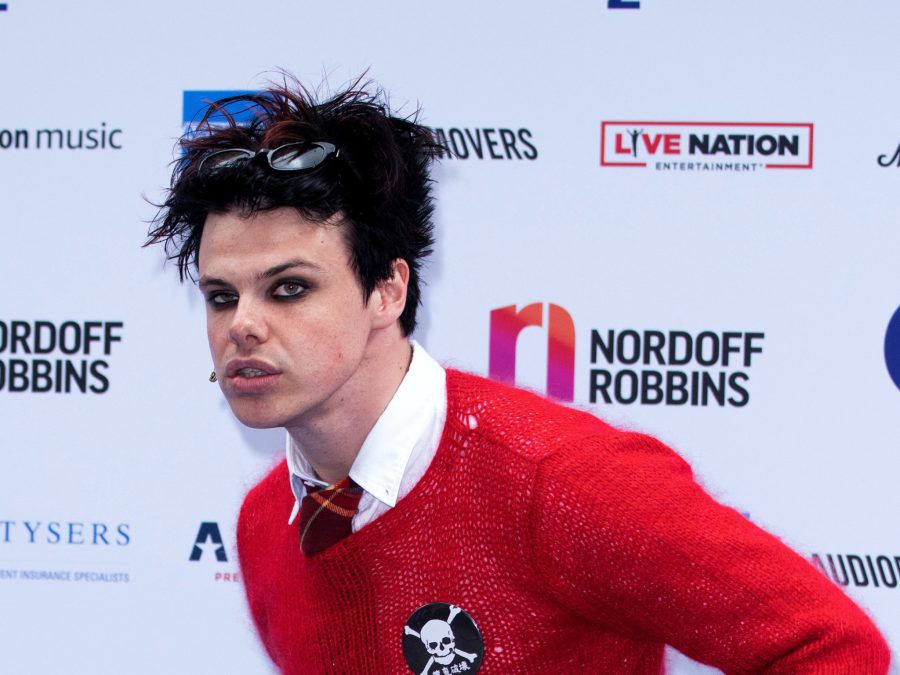 Yungblud - Nordoff Robbins O2 Silver Clef Awards 2022 - Famous BangShowbiz