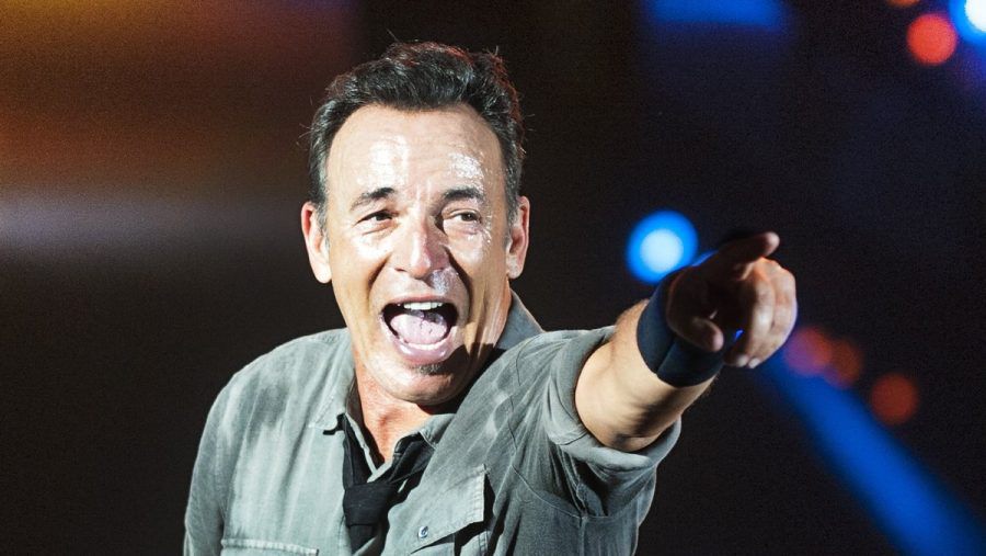 Bruce Springsteen war in den vergangenen Jahrzehnten hunderte Male in den Top 100 der deutschen Charts vertreten. (wue/spot)
