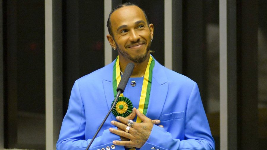 Formel-1-Star Lewis Hamilton geht die Ernennung zum Ehrenbürger Brasiliens sehr nahe. (jer/spot)