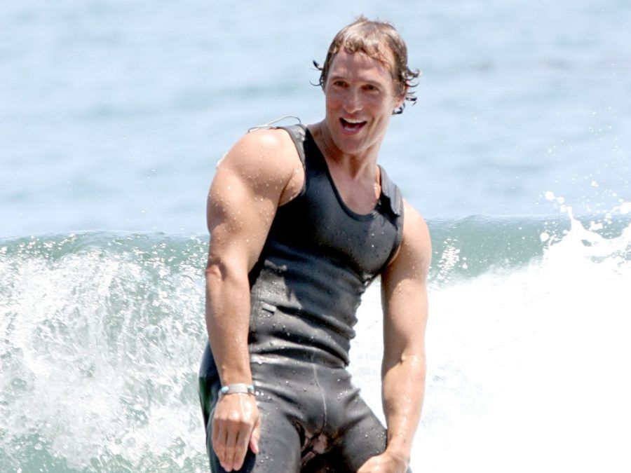Matthew McConaughey – Surfing -2008 - Avalon BangShowbiz