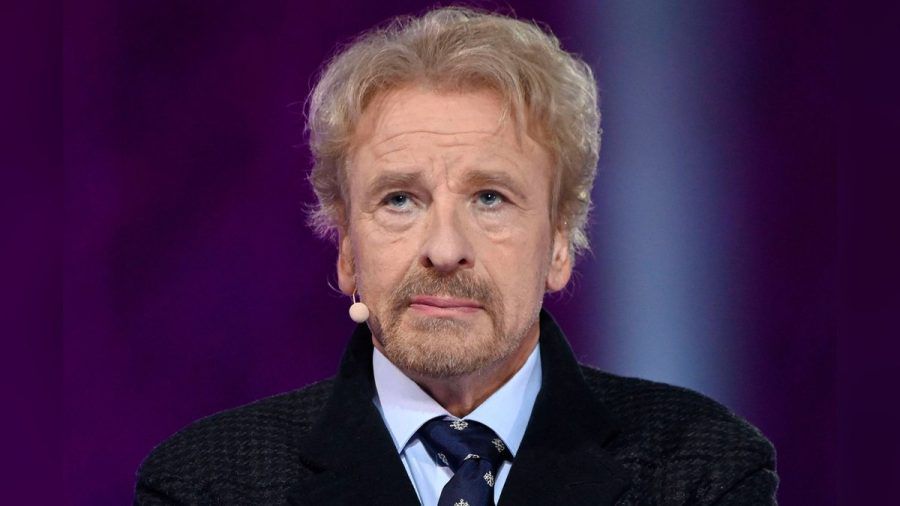 Thomas Gottschalk auf der Bühne (mia/spot)