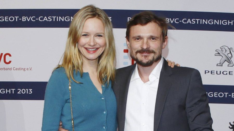 Stefanie Stappenbeck und Florian Lukas auf einem Event in Berlin. (wue/spot)